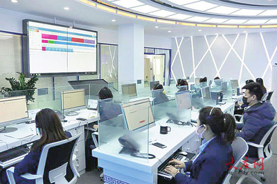 大慶交警打通電子信息技術(shù)“命脈”——網(wǎng)絡(luò)技術(shù)研發(fā)與服務(wù)保障