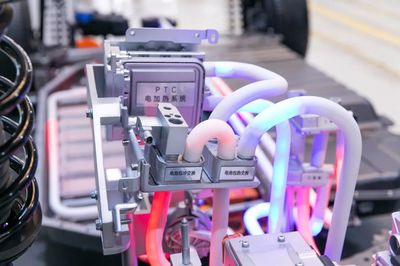 營(yíng)銷(xiāo)與技術(shù)雙輪驅(qū)動(dòng) 造車(chē)新勢(shì)力未來(lái)的押寶抉擇